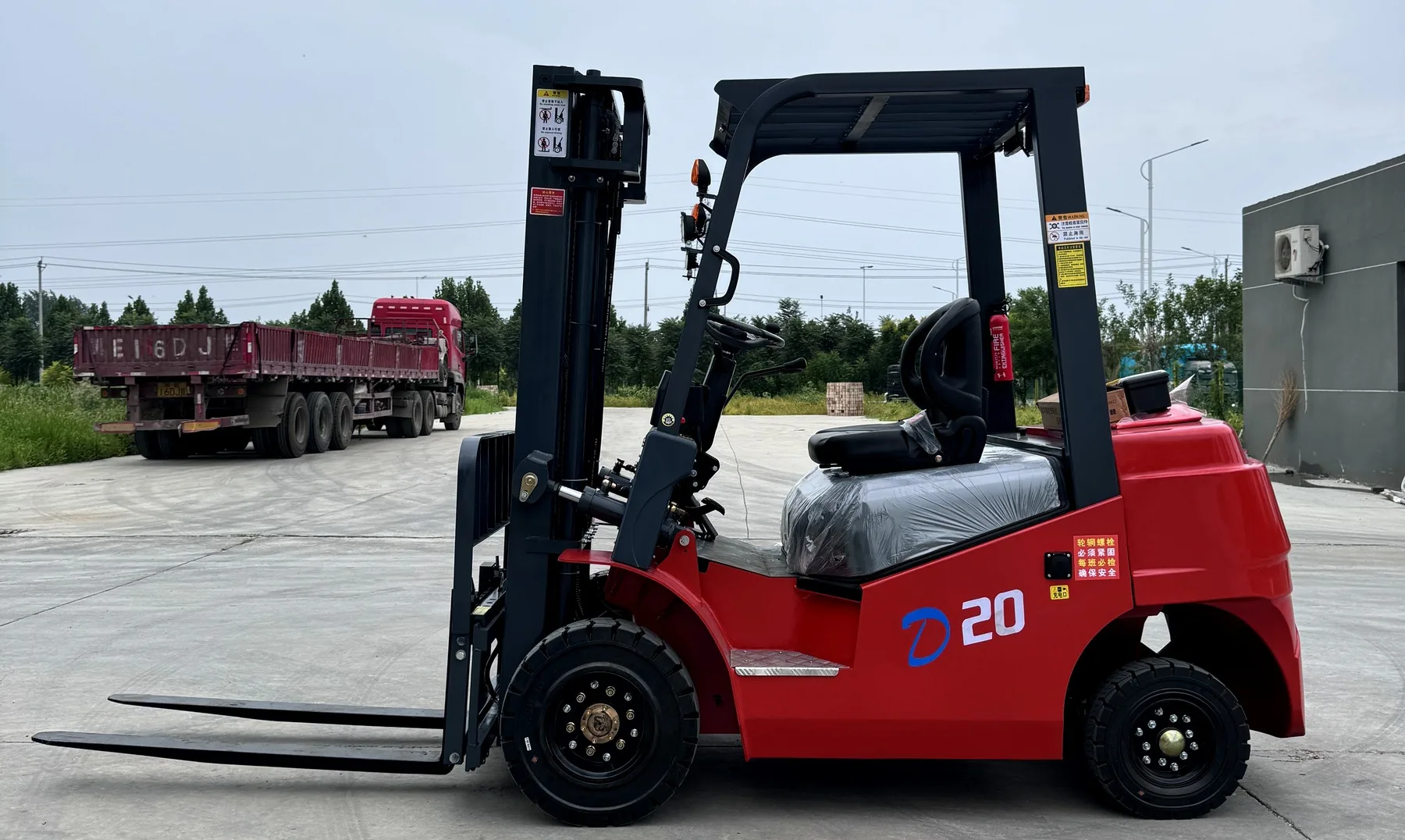 D20 Split cast-iron counterweight electric forklift